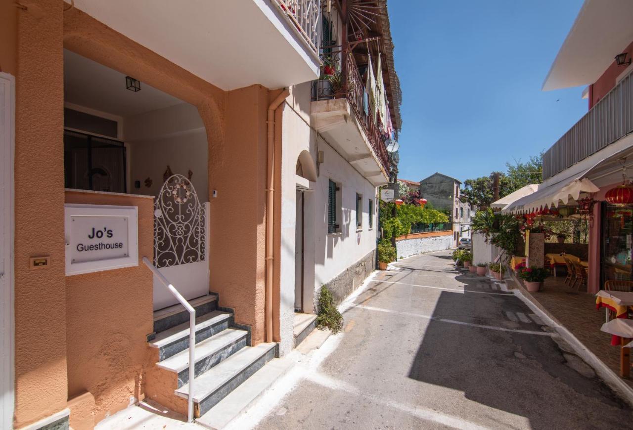 Jo'S Guesthouse, Benitses Benitses  Exterior photo